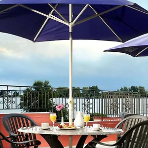 Hotel Four Points By Sheraton Lakeshore, Toronto